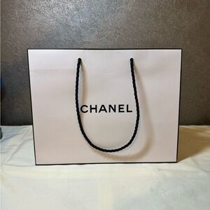 Chanel shopping bag